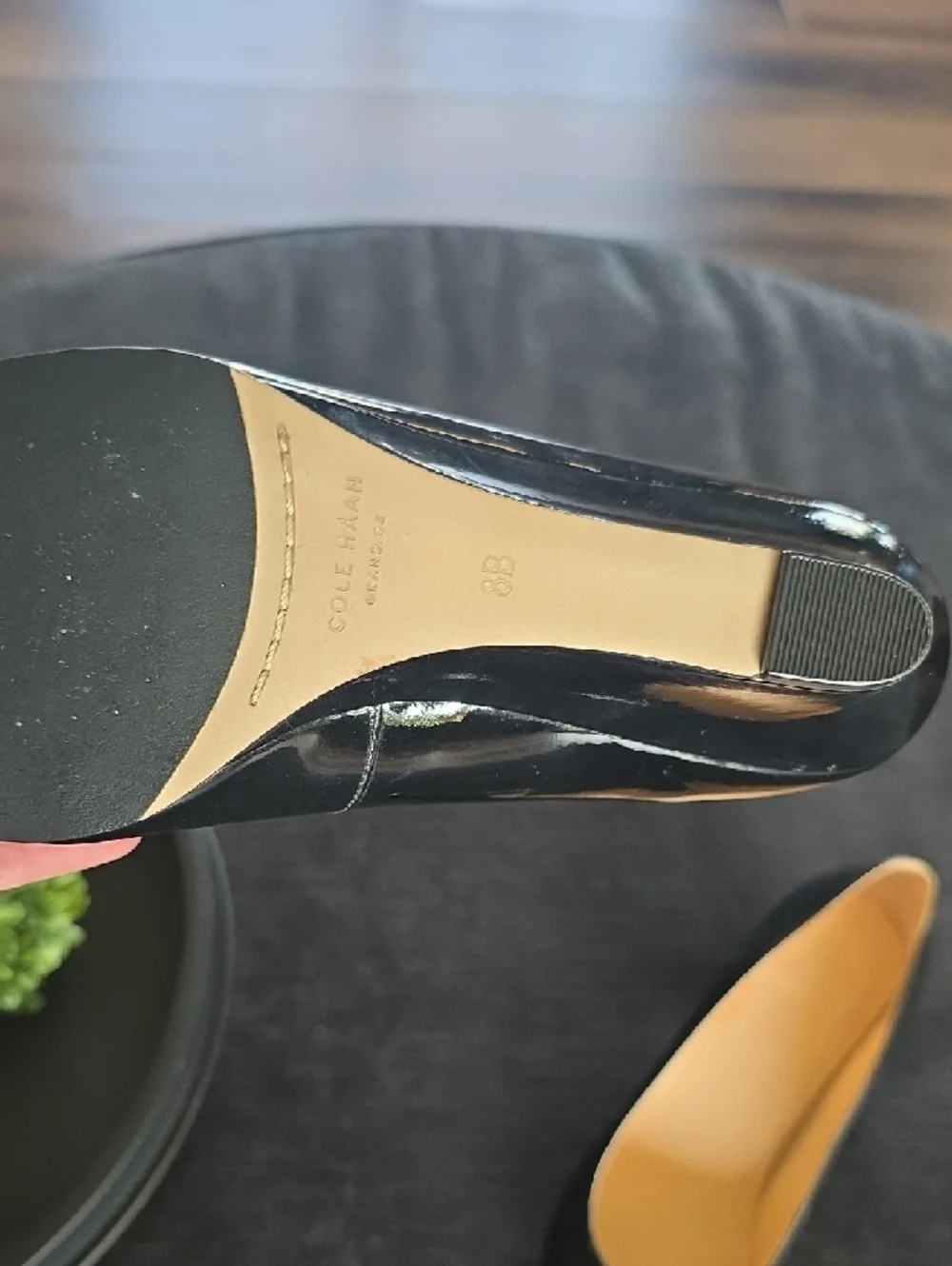 Cole Haan Black Patent Wedge Pumps Size 8 - Picture 4 of 6